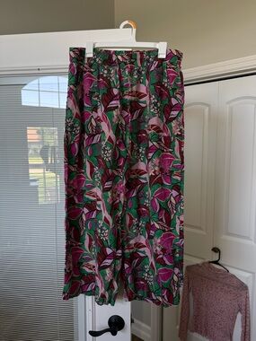 Floral Wide-Leg Linen Pants in Magenta and Green